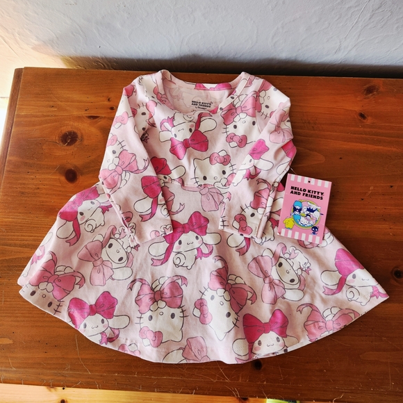 Hello Kitty Other - NWT Hello Kitty 12m Casual Dress